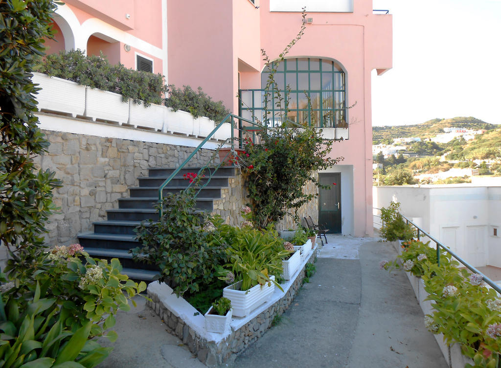 Albergo Le Querce Ponza Exterior foto